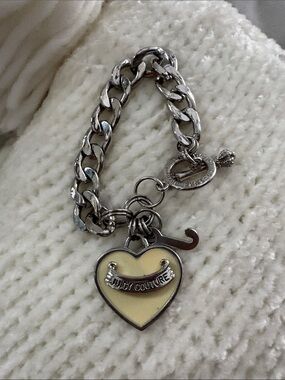 Bracelet with heart charm